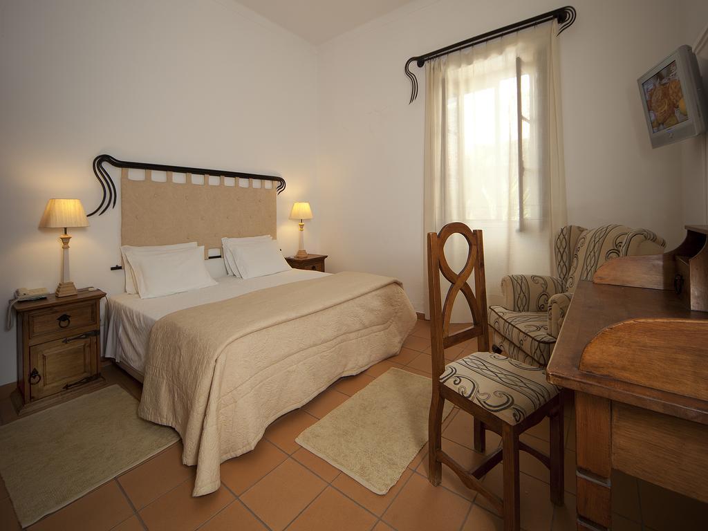Betica Hotel Rural Pias  Buitenkant foto