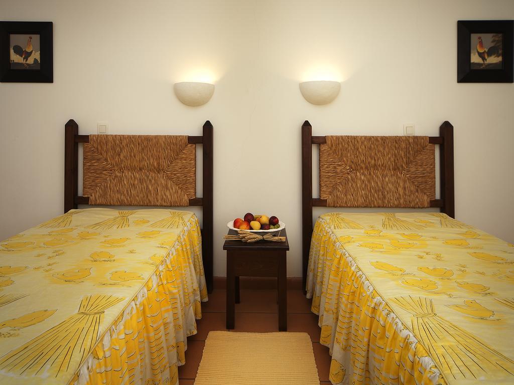 Betica Hotel Rural Pias  Buitenkant foto